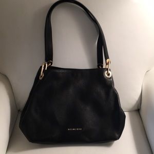 Black Michael Kors bag